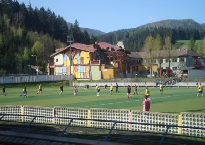 2.5.2011OKvoveľkomfutbaležiakovZŠ