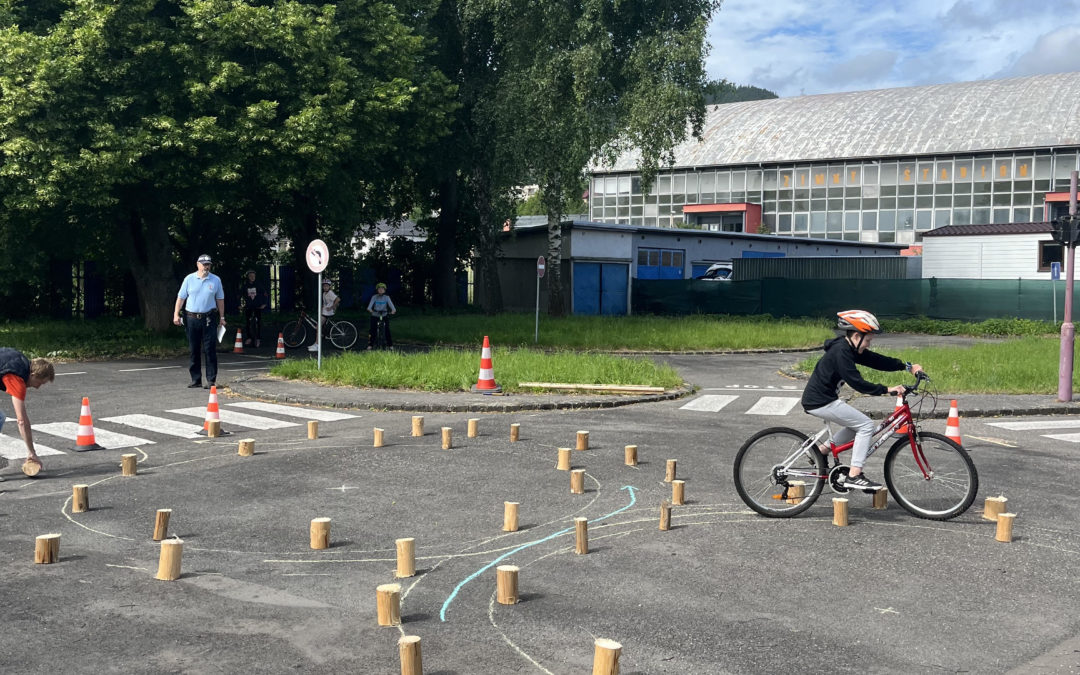Mladí cyklisti na ceste 2025